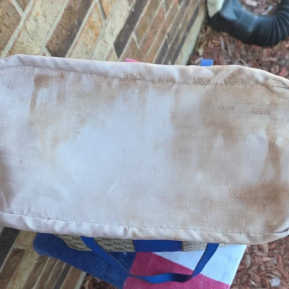 Michael Kors Signature Tote in Blue and Tan - Picture 15 of 16